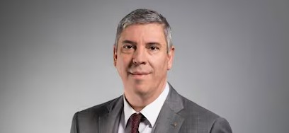 Senior management: CEO