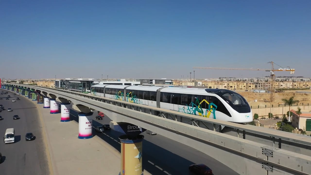 Indra acompaña una nueva era de movilidad en El Cairo con su tecnología de ticketing con gestión de cuentas de viajero (ABT) para el nuevo monorraíl