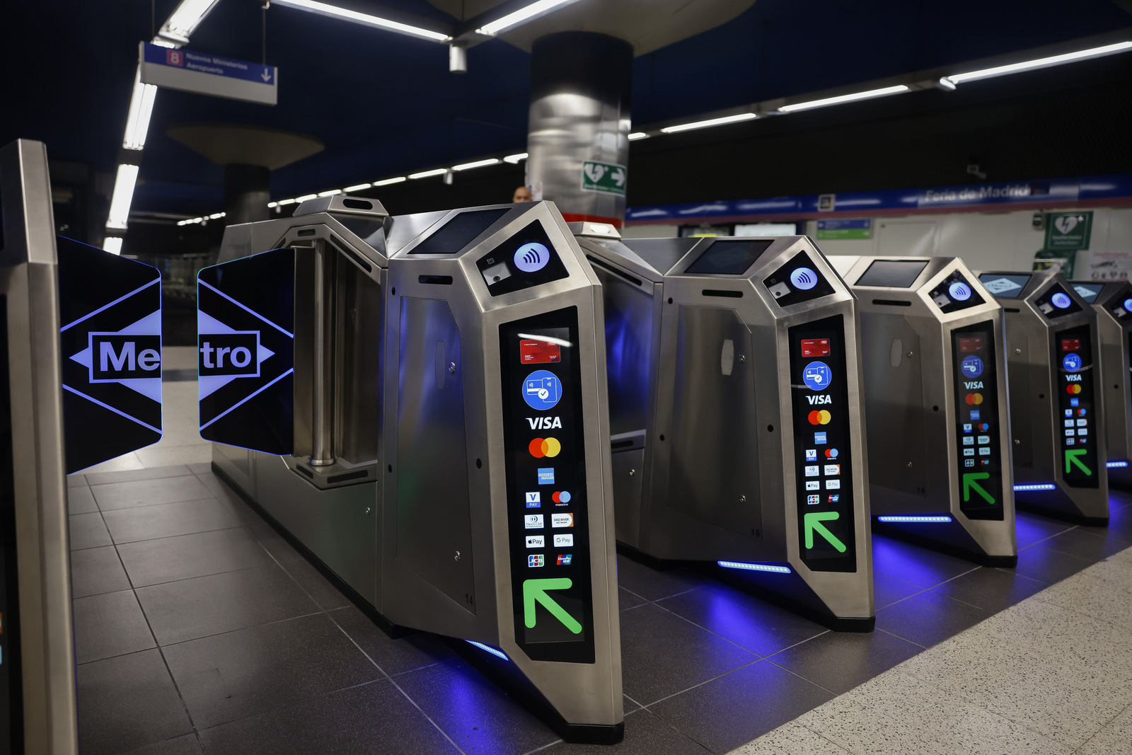 Indra Group apoya con su tecnología le nuevo sistema de pago directo con tarjeta bancaria en los tornos del Metro de Madrid